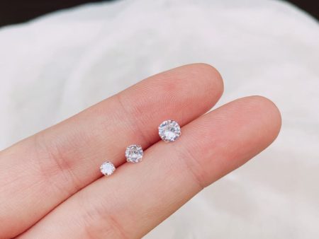 Wholesale 925 Silver Needle Simple Temperament Diamond Studded Small and Personalized Student Earrings Online Hot Sale