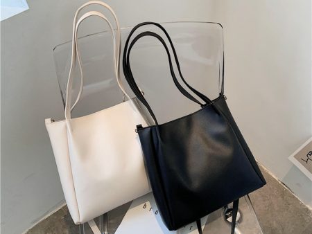 Wholesale Luxury High Capacity Trendy Shoulder Bags Supply