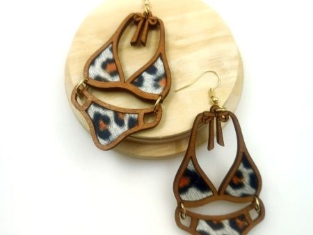 Wholesale Wood Cutting Hollow Double-layer Adhesive Leather Personalized and Fashionable Leopard Print Earrings For Sale