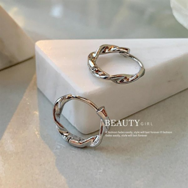 Wholesale 14k Genuine Gold Mobius Ring Simple and Compact Cool Style Earrings For Discount