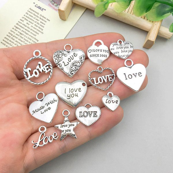 Wholesale 1 Antique Silver Alloy Simulation Heart-shaped English Letter DIY Pendant For Cheap