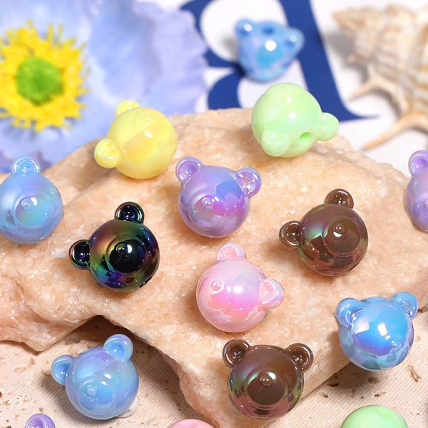 Wholesale 100pcs Acrylic Cute Cartoon Bear Head Beaded DIY Loose Beads Hot on Sale