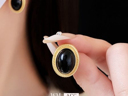 Wholesale  Vintage Black Oval Atmospheric Premium Earrings Online Sale